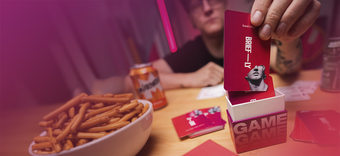 Vypustili jsme do světa první marketingovou karetní hru